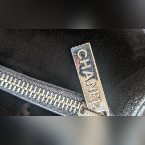 Chanel GRAND shopping caviar tote - Picture 9 of 15